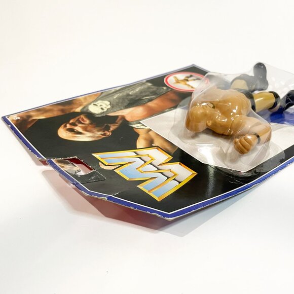 WWE Retro Series 2 Stone Cold Steve Austin Mattel 2017 New in Damaged Package - Picture 7 of 7